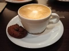 -卡佩罗意大利餐厅及酒吧Al Cappello Trattoria