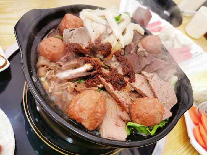 冠军牛牛杂-"店家的位置描述的很准确,就在宝地住宅小区.