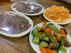 -陇上全荟兰州传统牛肉面(延吉路店)