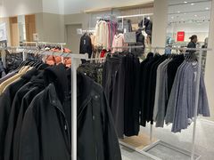 -hotwind热风(中贸广场店)