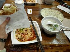 肉夹馍-陕十三肉夹馍