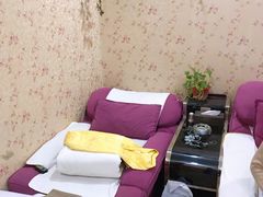 -皇盈轻奢·足道瑜伽·SPA会所(郑州东站店)