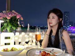 -MONICH牛排融合餐厅(和义大道购物中心店)