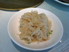 萝卜丝拌海蜇-老洋房花园饭店(绍兴路店)