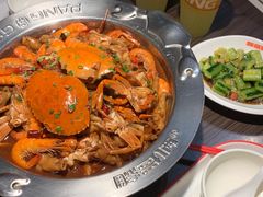 -胖哥俩肉蟹煲(华贸店)