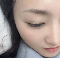 -爱美睫美甲会馆