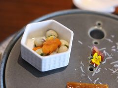 马粪海胆葱香拌鲜莲子-王府井文华东方酒店-紫膳餐厅