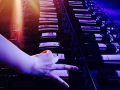 -胡桃里乐队酒馆(鎏嘉码头店)