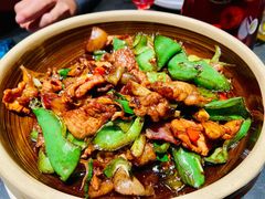 辣椒炒肉-鸽子侯·家宴·平价海鲜(市图书馆店)