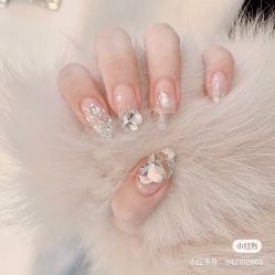-Pink You美甲洗眉纹绣定制中心