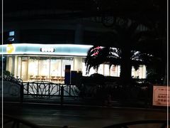 -85度C(生甜甜圈研究工坊·上海平凉店)