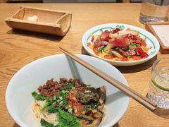 -一坐一忘云南菜(嘉里中心店)