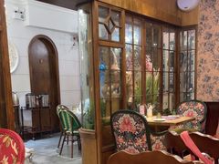 -秘密旅行Bonjour(黑金冠 江南西店)