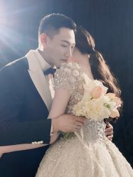 -青禾蒙娜丽莎婚纱摄影(武汉总店)