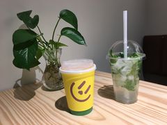 -WOW coffee