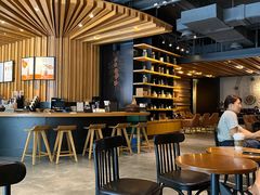 大堂-星巴克臻选(长沙运达中央广场店)