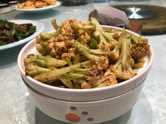 -小船渔村•大连菜•大连焖鱼(黄河路店)