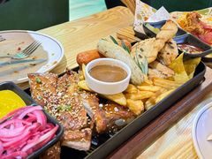 -Famous肥猫墨西哥音乐餐吧(五棵松华熙LIVE店)