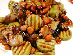 老醋六样-小船渔村•大连菜•大连焖鱼(黄河路店)