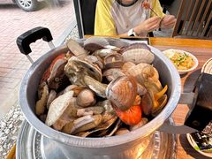 -喝丢一只鞋海鲜烧烤·海肠捞饭(市场店)