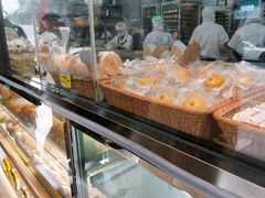 面包甜点陈列柜-鲍师傅糕点(春熙路店)