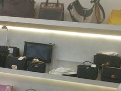 -六六奢品·vintage中古·回收二手奢侈品包包手表首饰(环球港店)