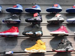 -ABC MART(心斎橋店)