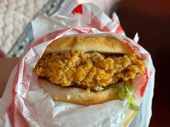 -麦当劳(得来速车道点餐 五里墩店)