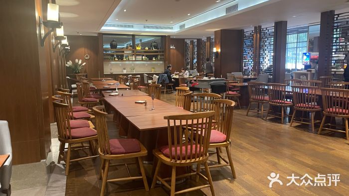 明月东一酒店·菲斯特自助餐厅图片