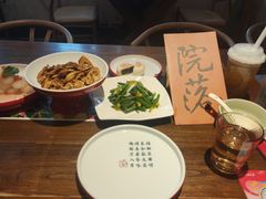 肉沫芽菜炒春竹笋-院落新京菜·烤鸭(地安门店)