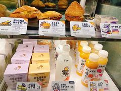 -喜茶(北京华贸购物中心店)