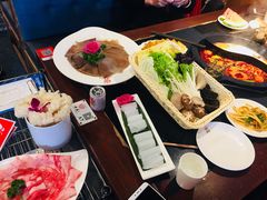 -重庆德庄火锅(体育中心店)