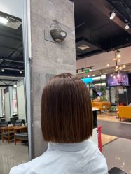 -FRIDAY星期五专业美发沙龙