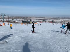 -丝绸之路山地度假区滑雪场