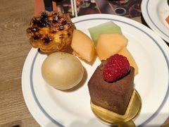 巧克力树莓蛋糕-咖啡苑自助餐厅·中国大饭店