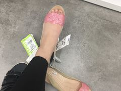 -BIGOFFS 超级折扣(仁恒伊势丹店)