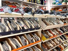 -BIGOFFS 超级折扣(仁恒伊势丹店)