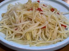 -有家川菜(宝山万达店)