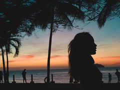 -Sunset Bar(丹绒亚路香格里拉店)