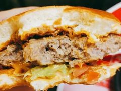 经典肉酱汁汁厚作牛肉汉堡-肯德基(杭州浦沿店)