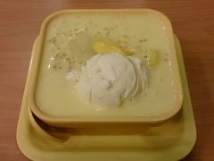 杨枝甘露+香草雪顶-满记甜品(日月光二店)