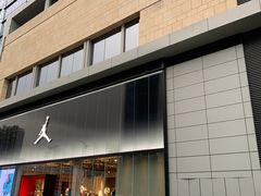 -百盛(万象城店)