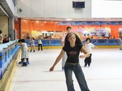 -正佳冰河湾真冰滑冰场