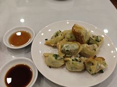 生煎馄饨-小实惠嘉(威海路店)