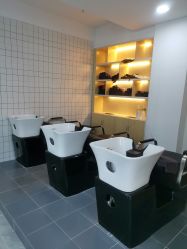 -Coo Hair salon