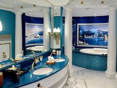 -迪拜帆船酒店海底餐厅