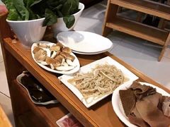 -傣妹火锅(南京东路一店)