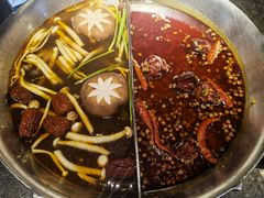 -湊湊火锅·茶憩(新中关购物中心店)