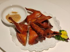 脆皮乳鸽-南棠馆粤菜坊(群光店)