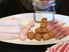 -重庆小天鹅自助火锅店(空港跨境店)